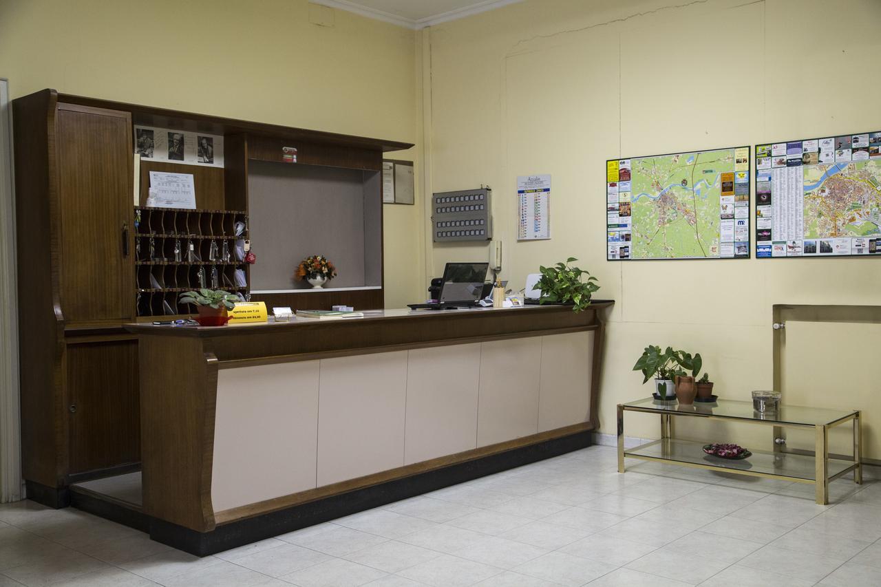 Hotel Leon D'Oro Casale Monferrato Zewnętrze zdjęcie